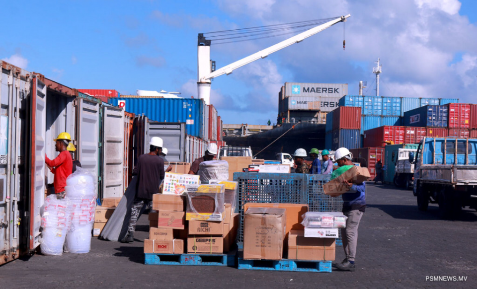 Container ehge mathin vehti MPL ge muvazafakah aniyaa vejje