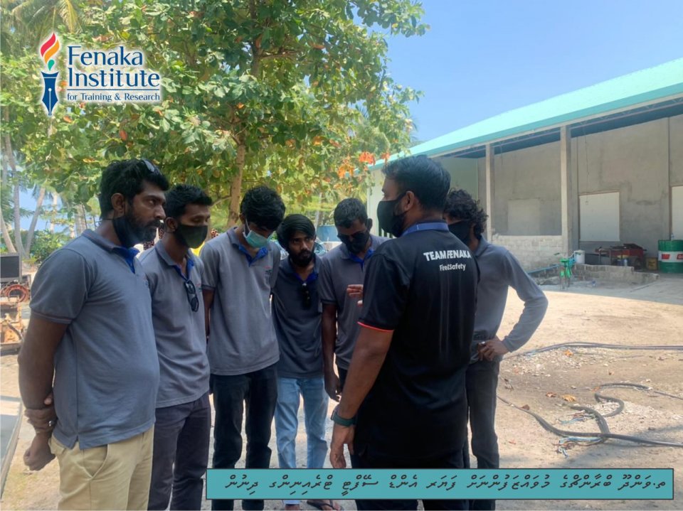 Fenaka Vandhoo branch muvazzafunnah aliffaan nivvumuge thamreen dheefi