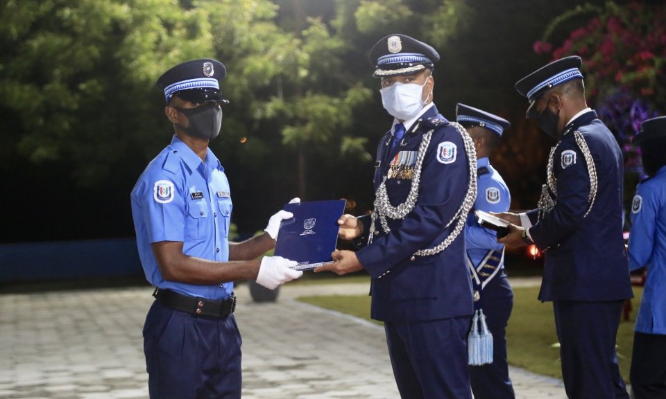 Police recruit training course eh ehvana Hassan Irushad ah!