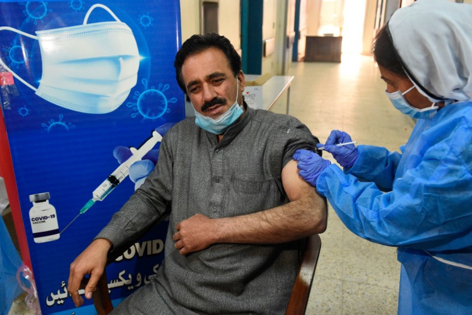 Vaccine: Pakistan aa Afghanistan fahathugai 