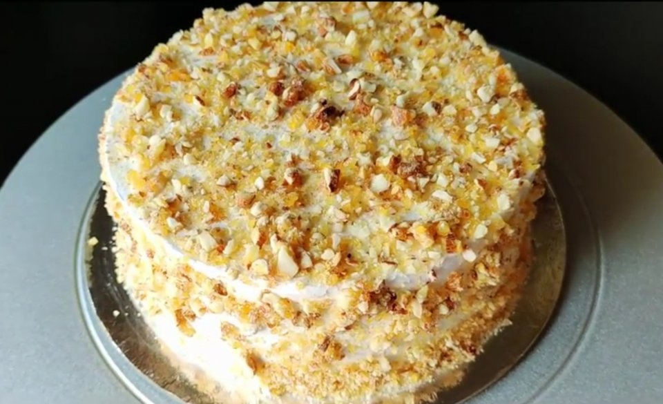 Roadha sufuraa: Butterscotch cake
