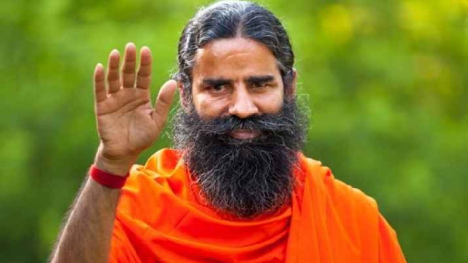 Yoga Guru Baba Ramdev ge undhagoo boduve India ge doctorun ihuthijaajah 