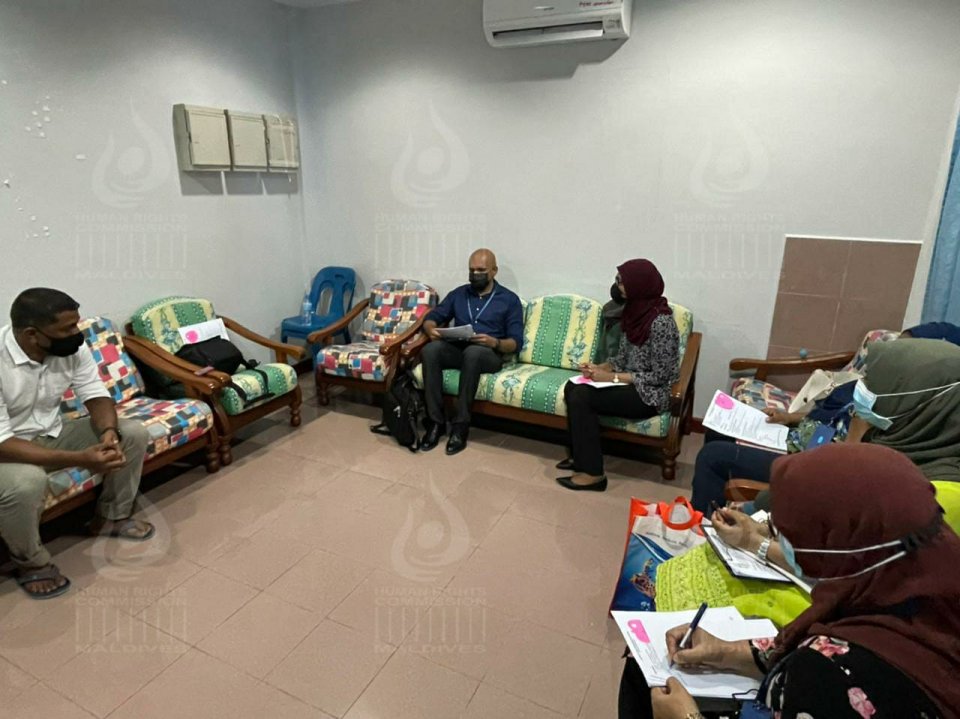 HRCM ge Team eh Mahibadhoo Police Station ah Ziyaaraiy Koffi