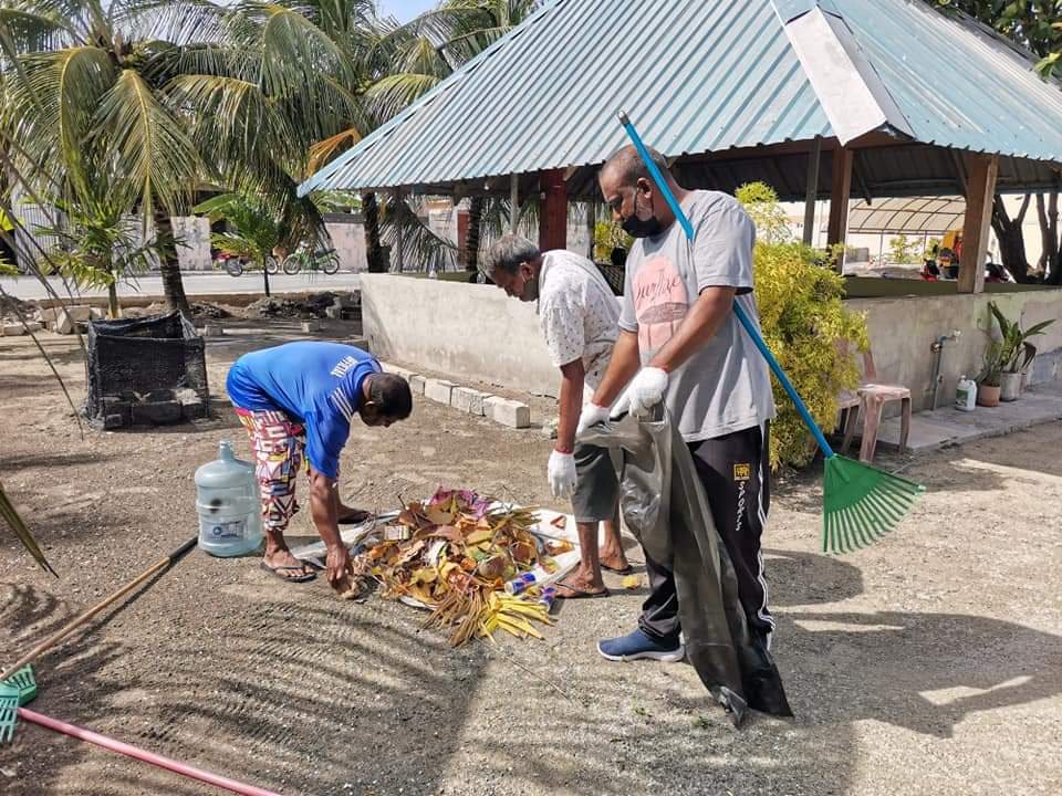 Muvazzafun nukume mulhi fenaka saafu kuranee