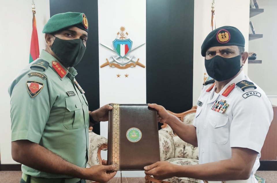 India ah kanda alhuvvaafai hunnavaai hunnavaa defence advisor ge magaamah colonel Mohamed Ibrahim