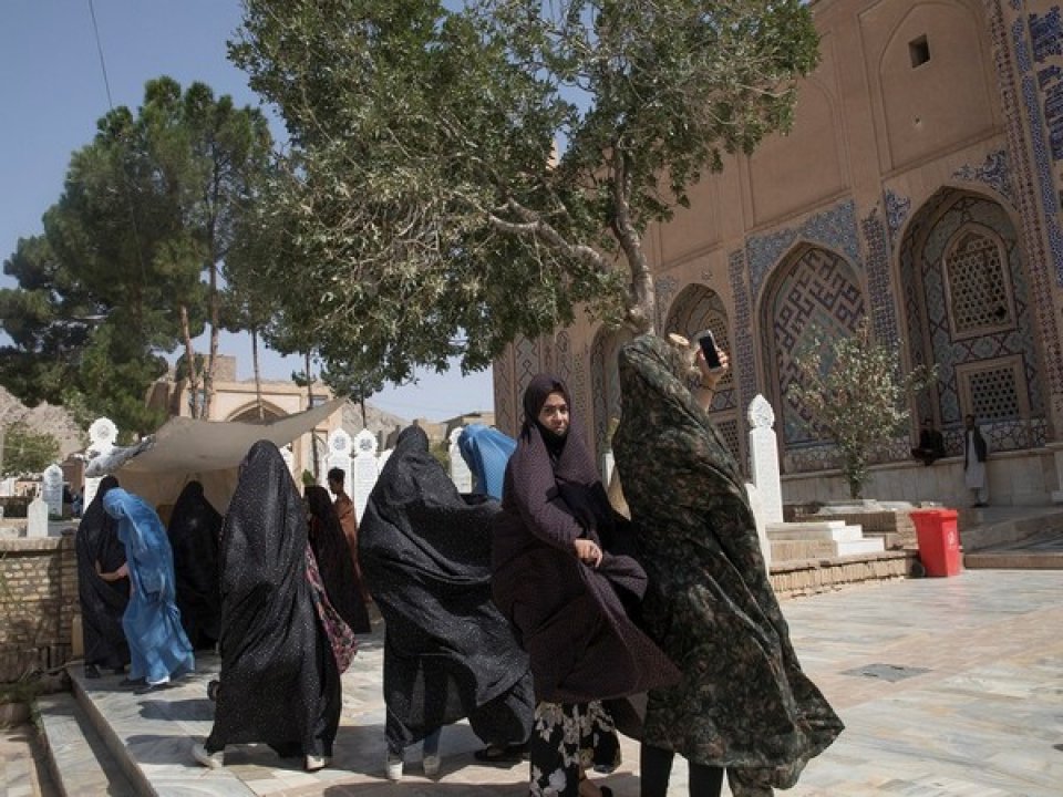 Afghanistan ge massala akee Pakistan 