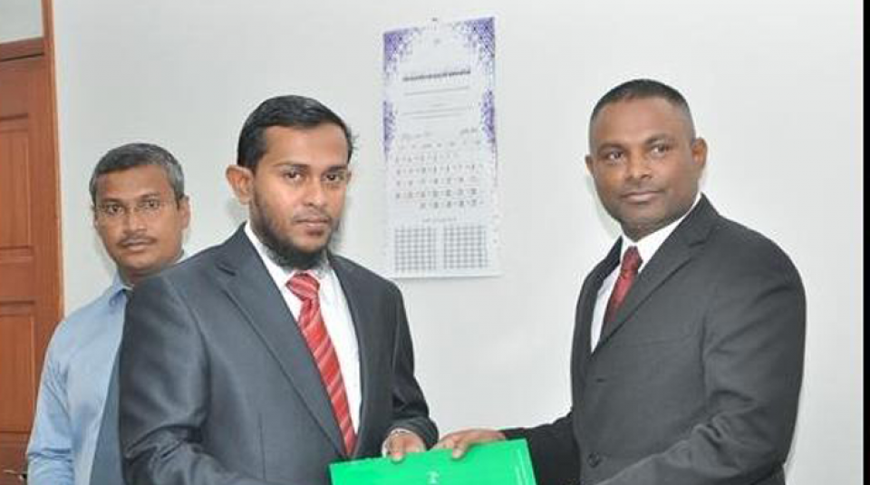 S. Meedhoo magistrate court ge iss magistrate aa medhu sulookee fiyavalhu ayyan ninmaifi