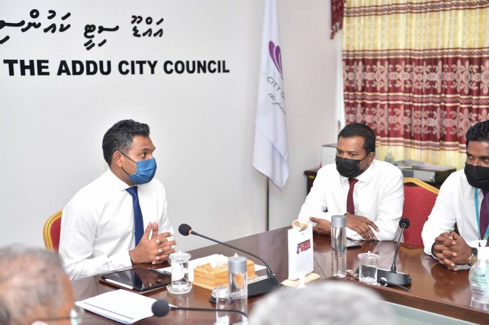 Sihhee dhaairaa harudhana kurumah Addu council aa mashvaraa kohfi