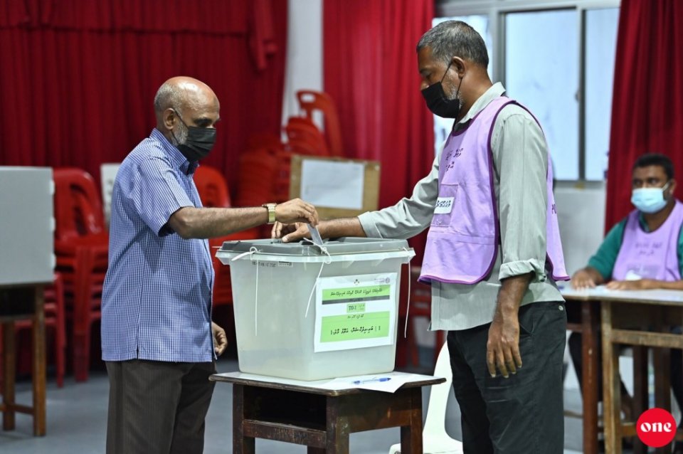 Komandoo Dhaairaa ge Bi-election ge Vote lun Fashaifi