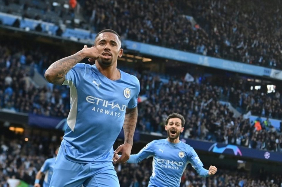 Arsenal ah gabrial jesus vikkaalan Man.city ebbas vejje