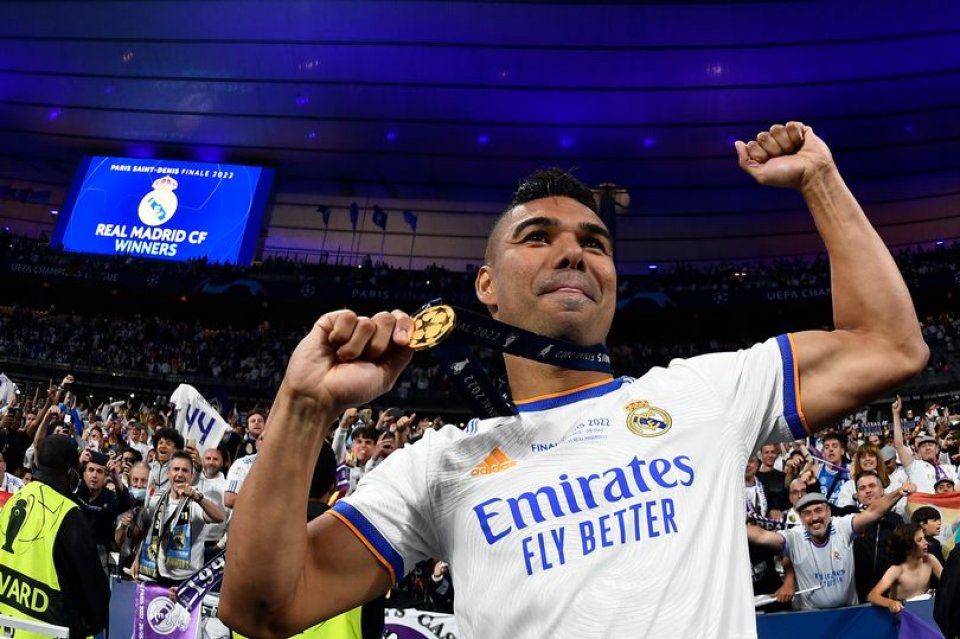 Casemiro manchester unitedah badhaluvumah ebbas vejje