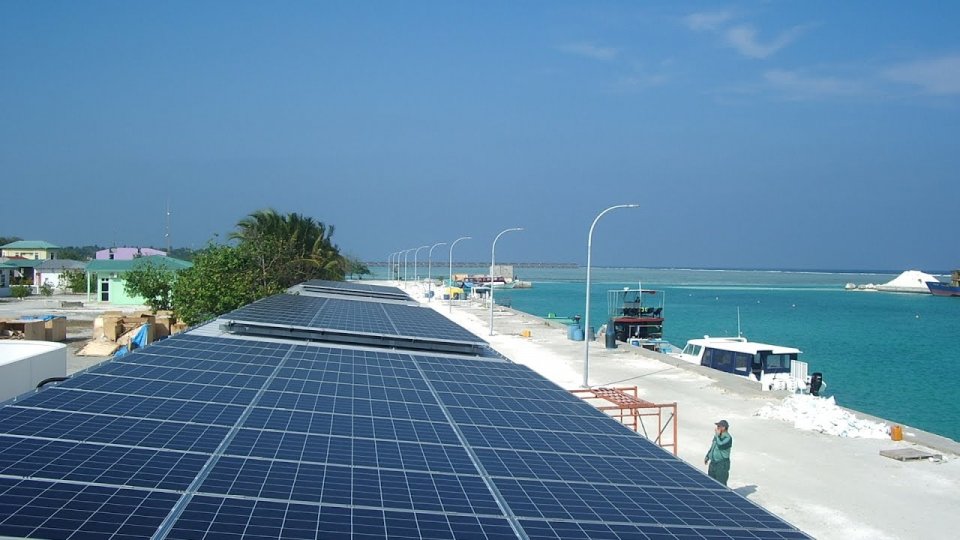 Solar hakathain hingaa gothah 4 rasheggai Ice plant alhany