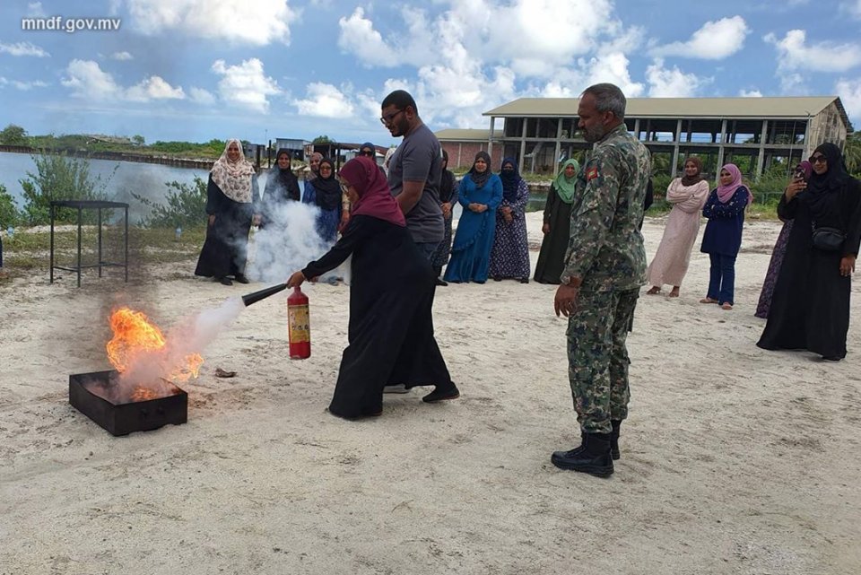 ހޯޑެއްދޫގައި ކޮމިޔުނިޓީ އިމަރޖެންސީ ރެސްޕޯންސް ޓީމް ޓްރެއިނިންގ ޕްރޮގްރާމެއްފަށައިފި