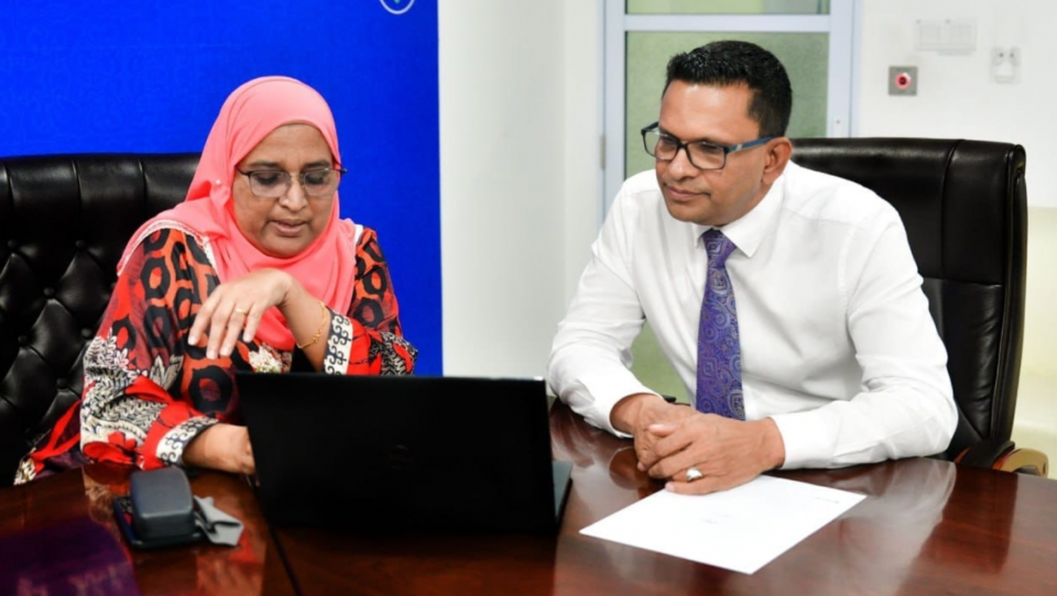 ރިޔާސީއިންތިހާބުގައި އާޒިމާ ތާއީދު ކުރައްވާނީ ނާޒިމަށް 