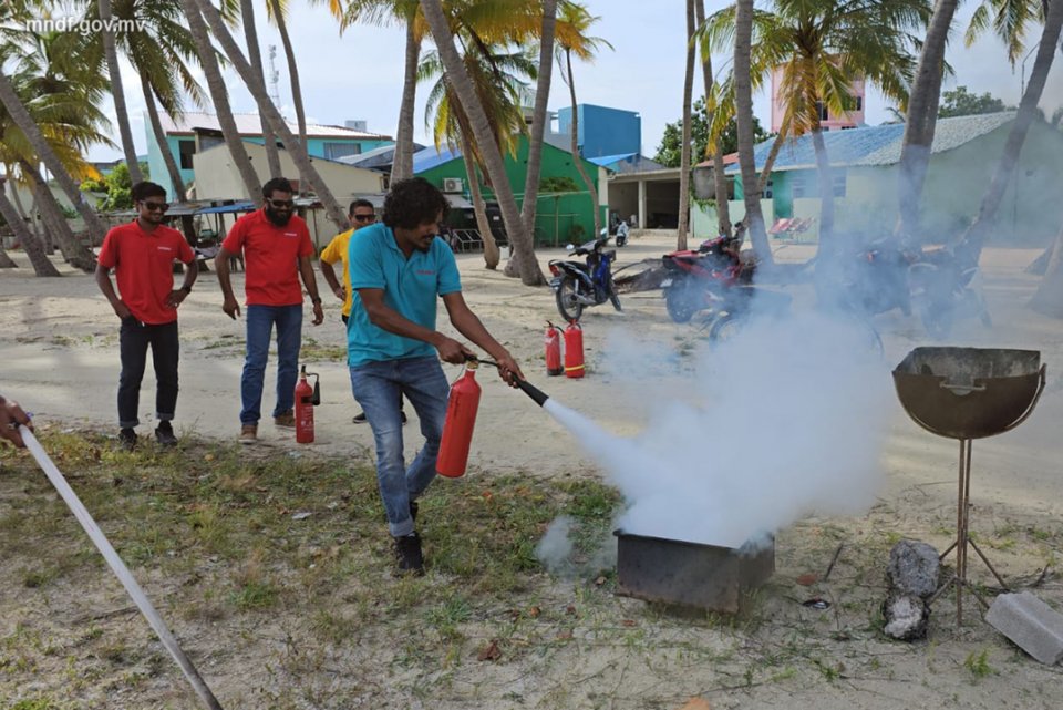 އުރީދޫ މޯލްޑިވްސްގެ މުވައްޒަފުންނަށް، ބޭސިކް ފަޔަރ އެވެއަރނަސް ސެޝަނެއް