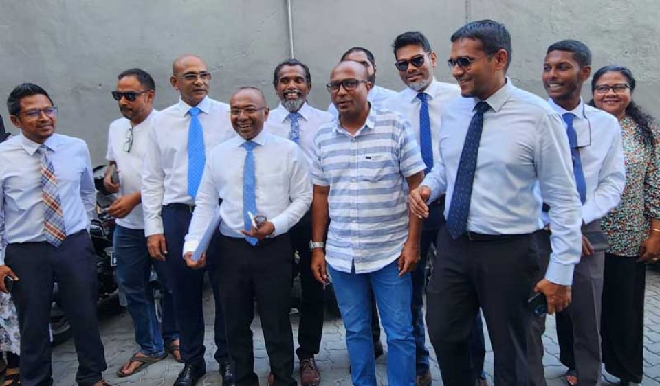 ޑިމޮކްރެޓްސްގެ ދެސިޔާސަތެއް ލޯންޗުކުރުމު ހަރަކާތްތައް ފަންސާސްރަށެއްގައި 