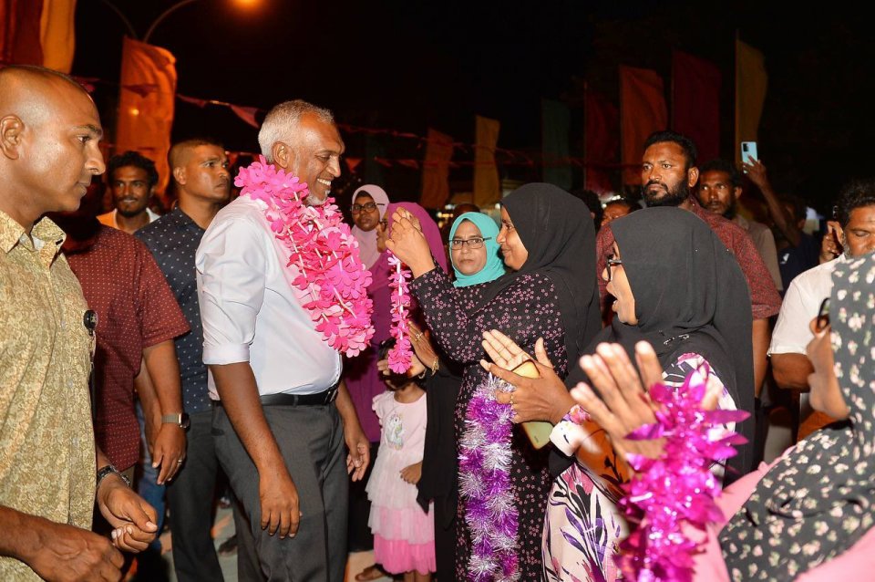 ގުރައިދޫއާއިމާފުށިން ހިއްކާފައި އޮތްބައިބޮޑުކޮށް، ގުޅީބިން ހިއްކައިދޭނަން: މުއިއްޒު