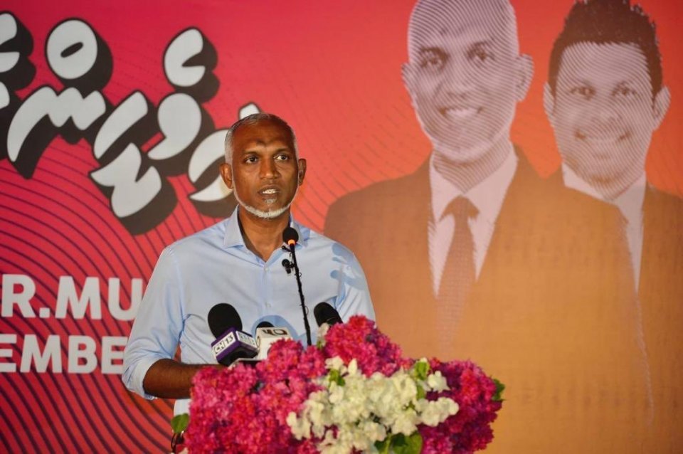 ޗުއްޓީ އަހަރުގެ ފަހުކޮޅަށް، މެދުތެރެއިން މަސްދުވަހުގެ ޗުއްޓީއެއް ލިބޭނެ: މުއިއްޒު