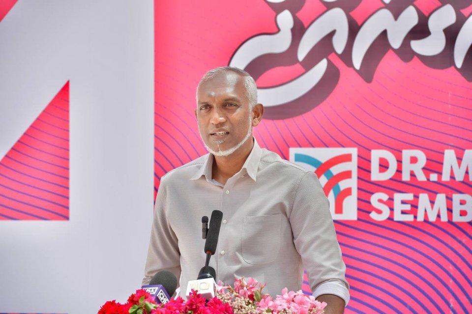 ގެމަނަފުށީ ބިން ހިއްކައި މާރެހާ ރިސޯޓަކަށް ހަދާނަން: މުއިއްޒު