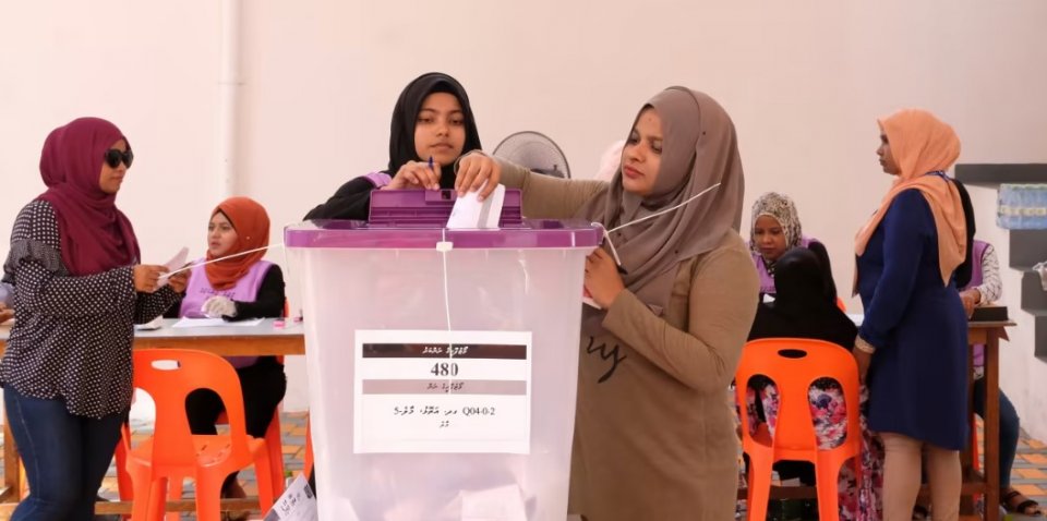 ދެވަނަ ބުރުގައި ވޯޓުލާ ބޫތުތައް ނިވާވާގޮތަށް ވާނީ ބަދަލު ގެނެސްފައި. އީސީ  