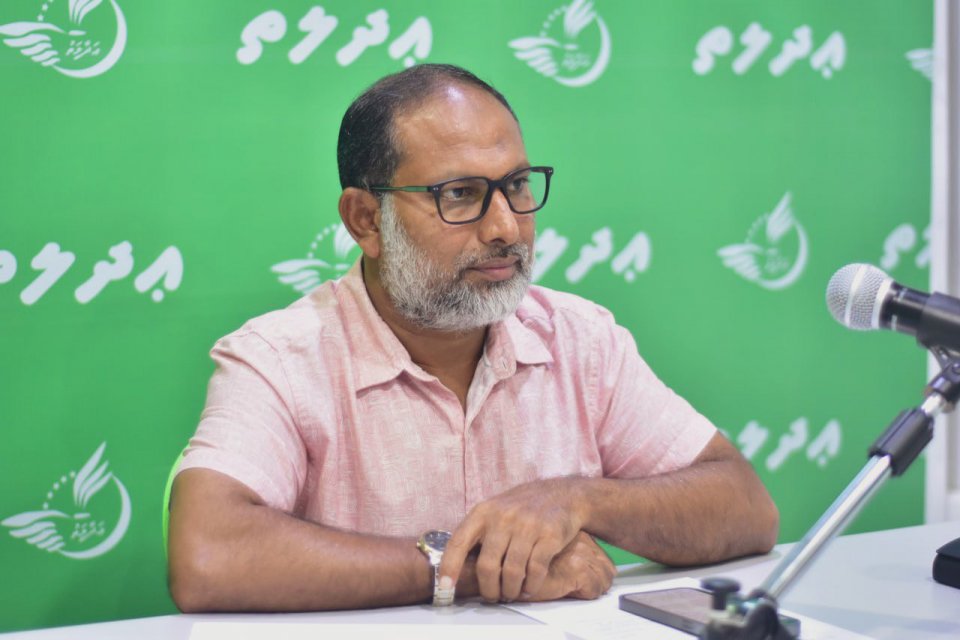 ބަރުލަމާނީ ނިޒާމަށް ތާއީދު ނުކުރަން އަދާލަތުން ނިންމައިފި