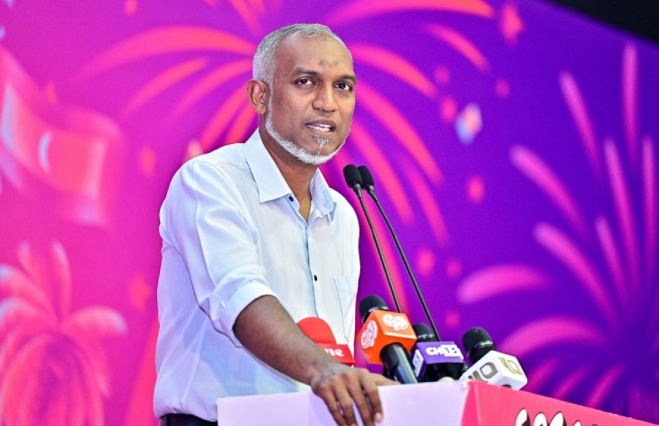 އިންތިހާބީ ރައީީސް، މާލެ ކައުންސިލްގެ މުވައްޒަފުންނާއި ބައްދަލުކުރައްވަނީ