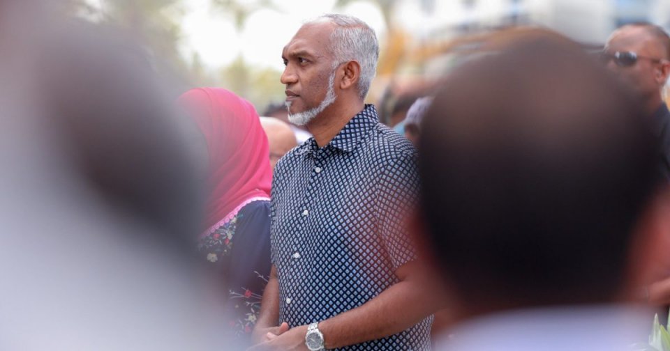 އިދިކޮޅުފަރާތްތަކުން މަޖިލީހުގައި ކަންކަން ކުރަމުން އަންނަނީ ޤާނޫނާ ޚިލާފަށް: ރައީސް 