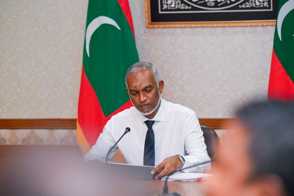 ސިނގިރޭޓާއި ބިޑިން ނަގާ އިމްޕޯޓް ޑިއުޓީ ބޮޑުކުރަން ރައީސް ނިންމަވައިފި