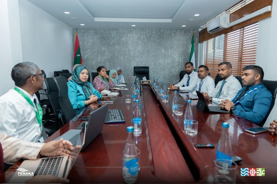 ފެނަކައިގެ އެމްޑީ، ހީނާ ވަލީދާ ބައްދަލުކުރައްވައިފި