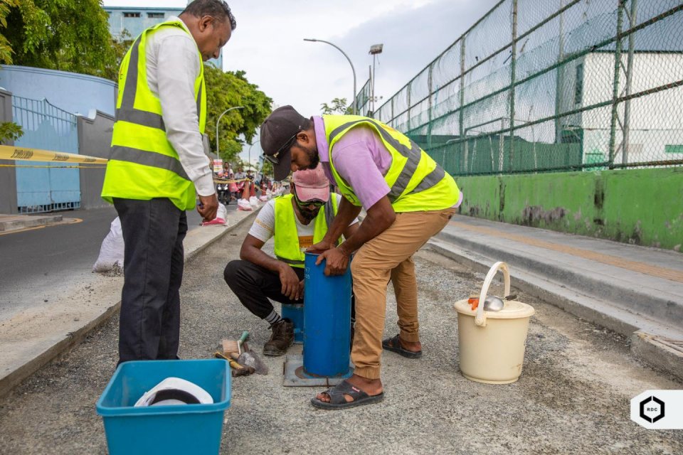 އާރުޑީސީ: ރާއްޖޭގެ އެކި ކަންކޮޅުތަކުގައި މަގު ހެދުމުގެ މަސައްކަތް ކުރިއަށް