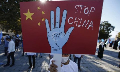 China: Nasluthah nethi kohlumuge siyaasathuge thaaeedhugai
