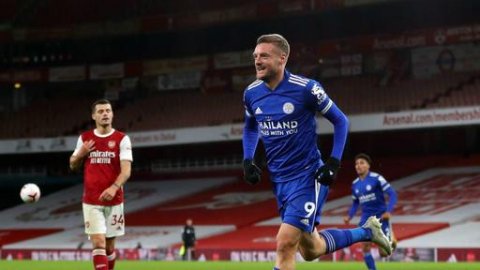 Arsenal ge dha'ndugai molhu nuvevumuge silsilaa ah leicester in nimun genesfi