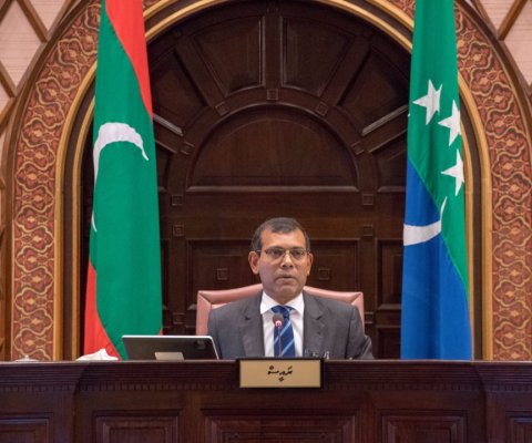 Harukashi Fikuruge Meehun Beynunvany Anhenun geygai Noakiree Kuran: Nasheed