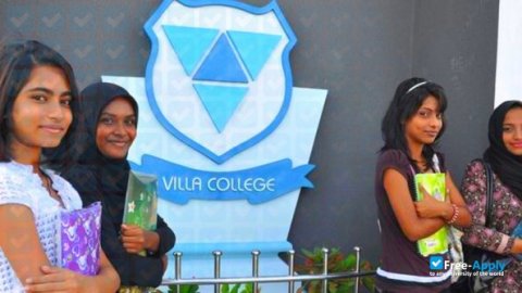 Villa College: Hithadhoo campus ge course thakah furusathu hulhuvaalaifi