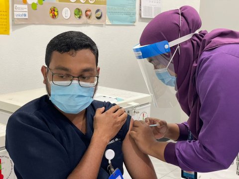 Vaccine dhevana dose 200,000 meehun jahaifi