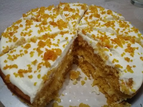 Roadha sufuraa: Orange cake