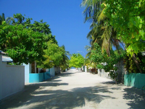 Velidhoo in quarantine gai neh meehaku positive vejje