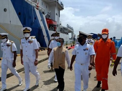 India Coast Guard ah Lanka navy Chief ge shukuru