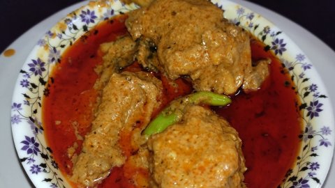 Sufuraa: Reshimi chiken curry