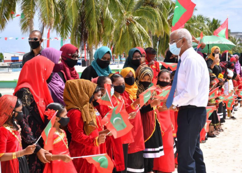 Raees ah maruhaba kiyan gina bayaku ehthan nuvaan angaifi