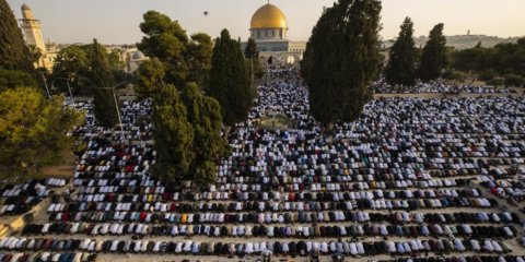 Baeh gaumu thakah maadhamaa Eid