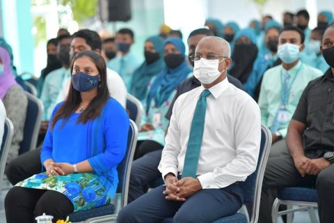 Anna aharu teacherunge musaara aai inaayaiy thah bodu kuranee