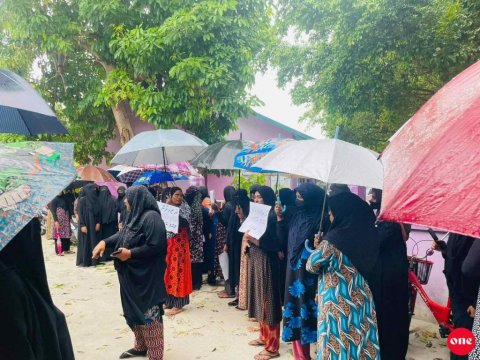 Beleniverin nukume Hirilandhoo School Bandhu Koffi