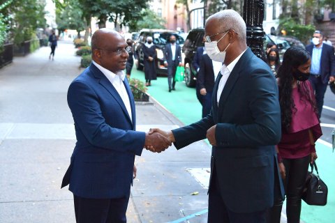 UN ge aanmu majileehuge raees dhevvi farikolhehgai raees Solih baiverivevadaigenfi