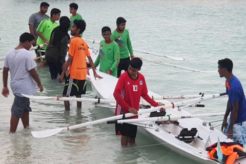 Rowing gai baiverivaa team thah 8 gai annan fashaane