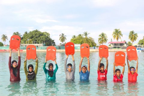 Swimming Instructarun Thamreenu kurumah 2 Rahseggai Course Hingaifi