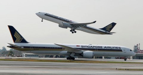 Singapore Airlines ge Dhathuru thah anna Aharun Feshigen Raajje ah Ithuru kuranee