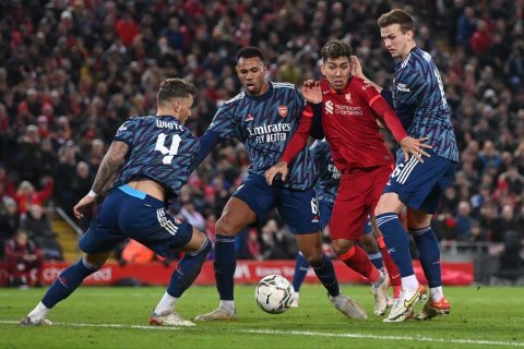 Arsenal ge 10 kulhuntherinnaa dhekolhah kulhe liverpoolah molheh nuvevunu