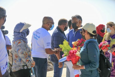 Raajjeyge furathama yatch rally “Savadheetha dhathuru” fashaifi