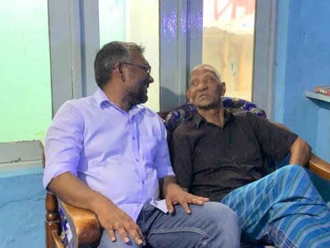 Party higuvaah MDP member in beynunvefai thibi mivanvara angige